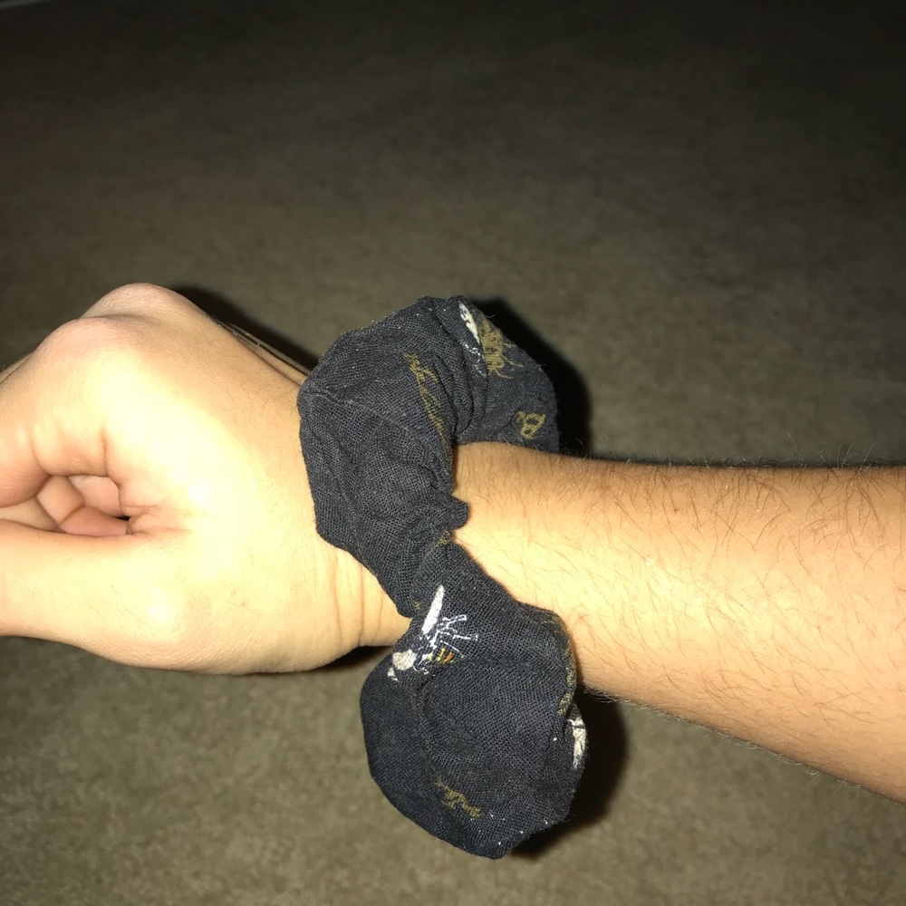 Scrunchie Handmade - Picture 2 of 2